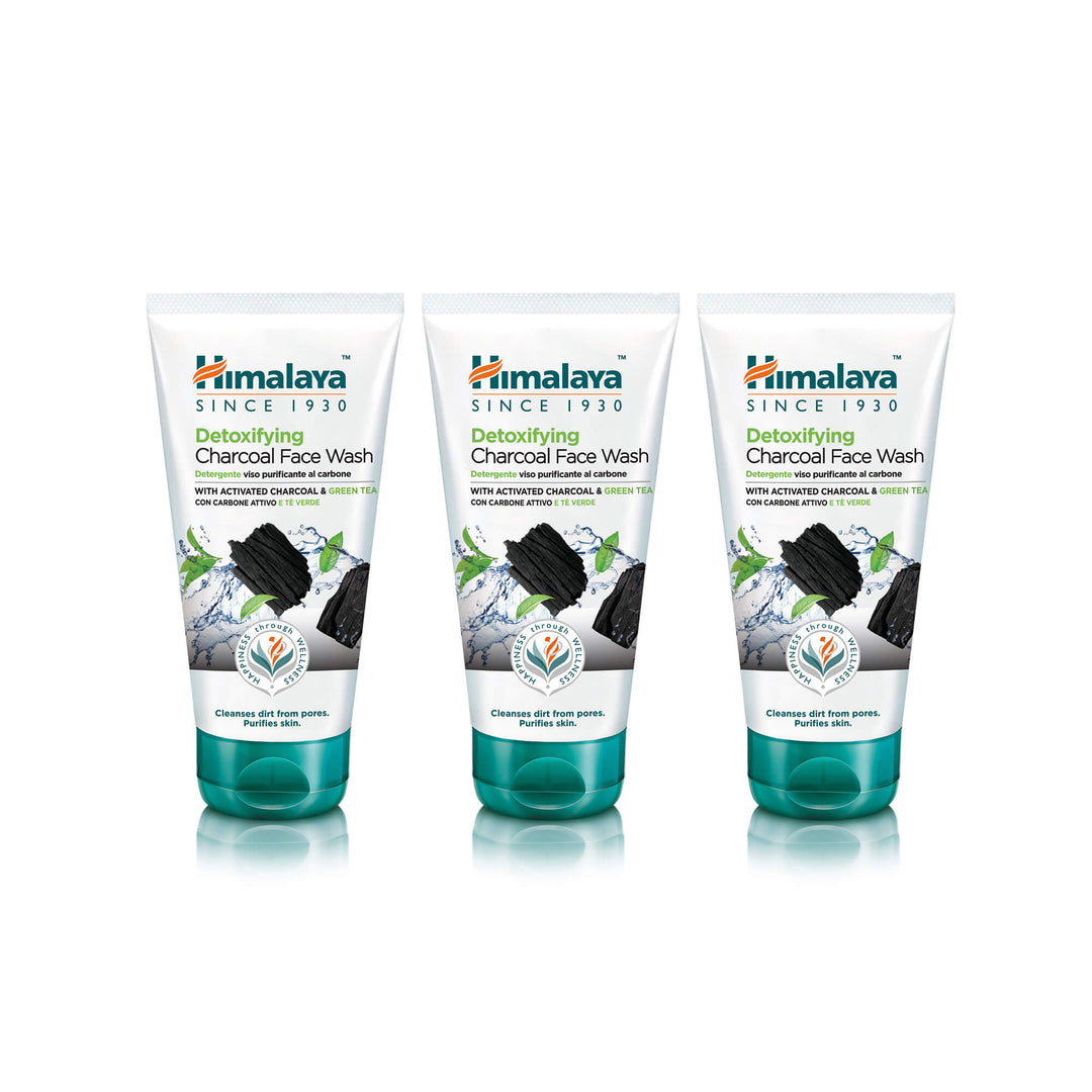Himalaya Detoxifying Face Wash with Activated Charcoal & Green Tea - 150 ml (Pack of 3)